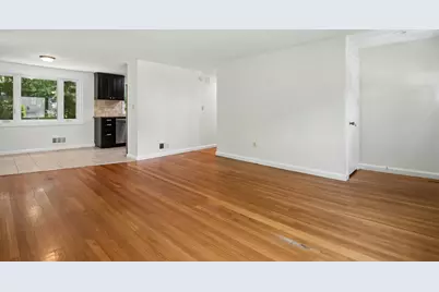 70 Botsford Rd, Newton, MA 02467 - Photo 8