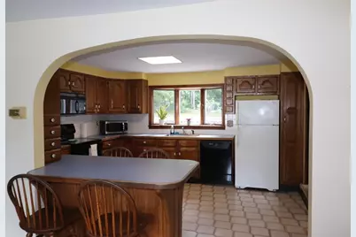 55 Franklin St, West Boylston, MA 01583 - Photo 2