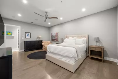 407 W 1st #302, Boston, MA 02127 - Photo 16