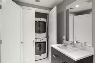 407 W 1st, Boston, MA 02127 - Photo 22