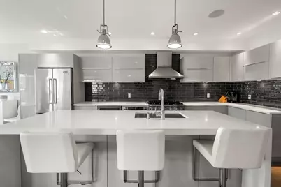 407 W 1st #302, Boston, MA 02127 - Photo 2