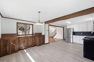 22 Dartmouth St, South Hadley, MA 01075 - Photo 12