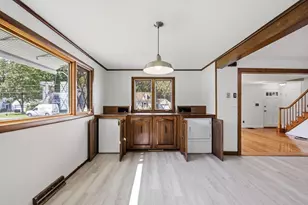 22 Dartmouth St, South Hadley, MA 01075 - Photo 16