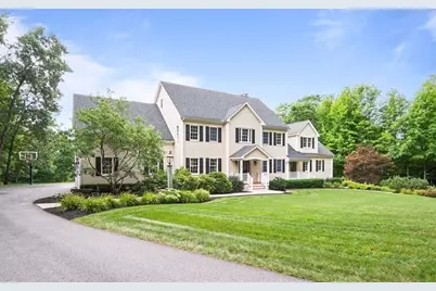 139 Highland St, Townsend, MA 01469 - Photo 2