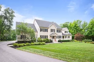 139 Highland St, Townsend, MA 01469 - Photo 2