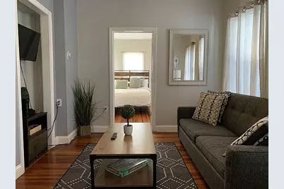104 Bow #1L, Everett, MA 02149 - Photo 2