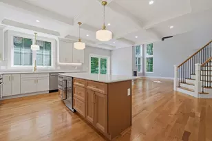 457 Walnut St, Shrewsbury, MA 01545 - Photo 4