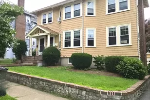 27 Oakley Rd, Watertown, MA 02472 - Photo 14