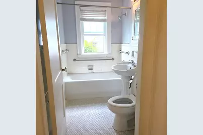 27 Oakley Rd #1fl, Watertown, MA 02472 - Photo 8