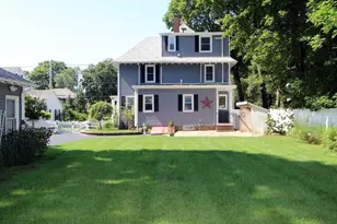 35 Peirce St, Middleborough, MA 02346 - Photo 8