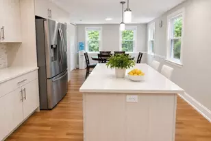 82 Arlmont, Arlington, MA 02476 - Photo 2
