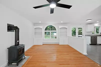 84 Chester St., Worcester, MA 01605 - Photo 2