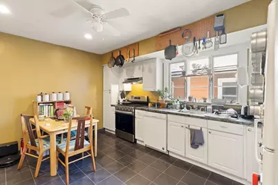 110 W Adams St, Somerville, MA 02144 - Photo 22