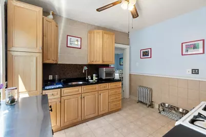 110 W Adams St, Somerville, MA 02144 - Photo 16