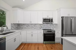 25 Vinal St, Auburn, MA 01501 - Photo 6