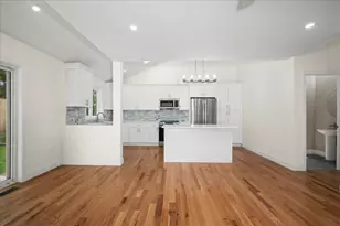 25 Vinal St, Auburn, MA 01501 - Photo 4