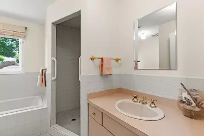 24 Minihans Ln, Quincy, MA 02169 - Photo 18