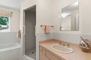 24 Minihans Ln, Quincy, MA 02169 - Photo 18