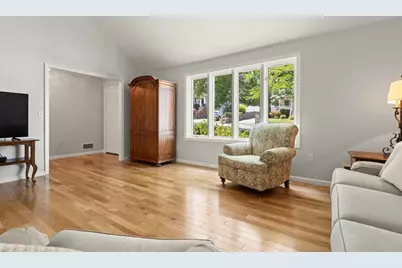 24 Minihans Ln, Quincy, MA 02169 - Photo 6