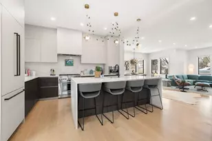 116 Thorndike St, Brookline, MA 02446 - Photo 1