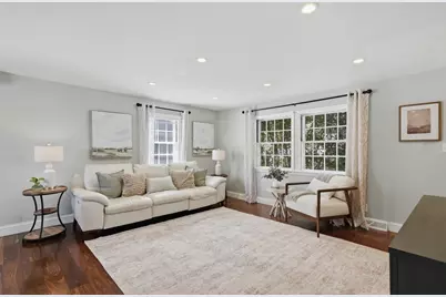 3 Washington Place, Peabody, MA 01960 - Photo 12