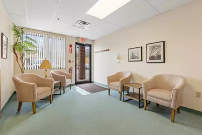 939 Salem St #5, Groveland, MA 01834 - Photo 4