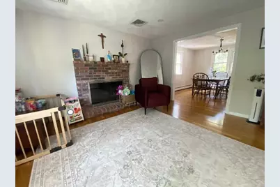 64 Haverhill St, Reading, MA 01867 - Photo 6