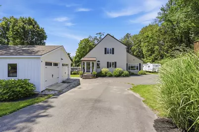 11 Pineridge Rd, Montgomery, MA 01085 - Photo 2