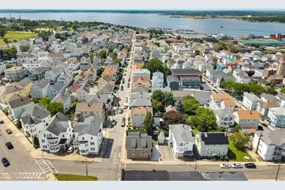 315 Washington St, Fall River, MA 02721 - Photo 6