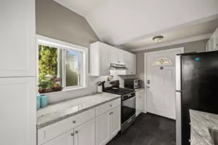 315 Washington St, Fall River, MA 02721 - Photo 6