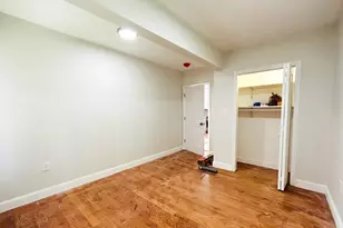 27 Waverly St, Boston, MA 02135 - Photo 16