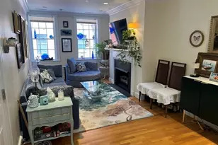 62 Myrtle St, Boston, MA 02114 - Photo 2