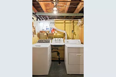 646 New Boston Rd, Fall River, MA 02720 - Photo 28