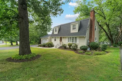 281 Newton Rd, Springfield, MA 01118 - Photo 2