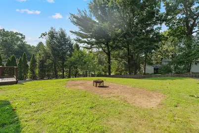 281 Newton Rd, Springfield, MA 01118 - Photo 40