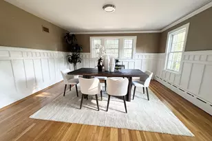 27 Gammons Rd, Newton, MA 02468 - Photo 6