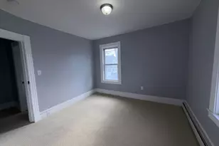 29 Burtt St, Lowell, MA 01851 - Photo 18