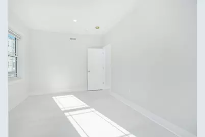 1540 N Shore Road #202, Revere, MA 02151 - Photo 8