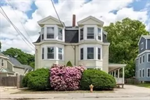 119-121 Elm St, Amesbury, MA 01913 - Photo 1