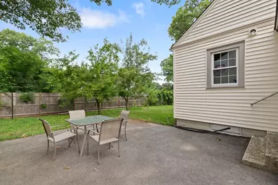 105 Patterson St, Attleboro, MA 02703 - Photo 24