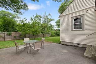 105 Patterson St, Attleboro, MA 02703 - Photo 24