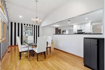 30 Mammola Way, Medford, MA 02155 - Photo 18