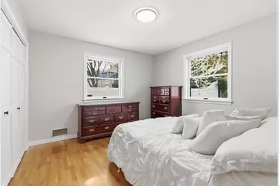 30 Mammola Way, Medford, MA 02155 - Photo 8