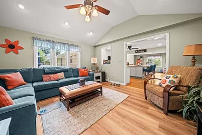 21 Corinth, Worcester, MA 01606 - Photo 16