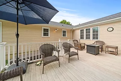21 Corinth, Worcester, MA 01606 - Photo 32