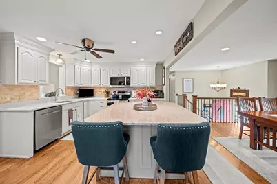 21 Corinth, Worcester, MA 01606 - Photo 8