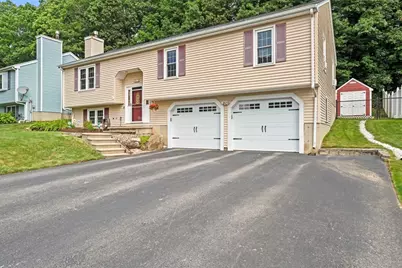 21 Corinth, Worcester, MA 01606 - Photo 2