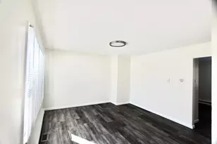 36-38 Chester St, Springfield, MA 01105 - Photo 8