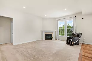 1 Hood Dr, Andover, MA 01810 - Photo 22