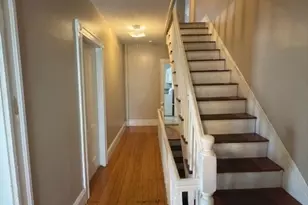 137 Lynde St, Melrose, MA 02176 - Photo 2